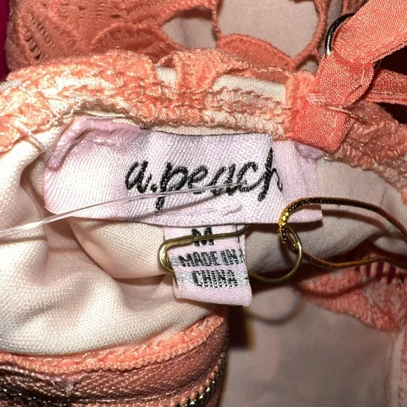 Pink zip up tank top - Picture 6 of 6